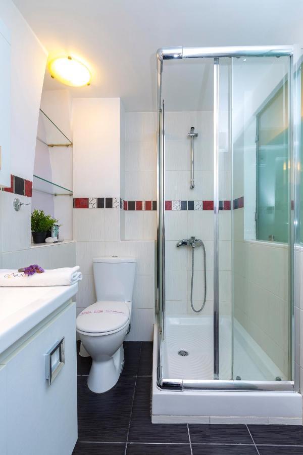 Townhall Apartment *
